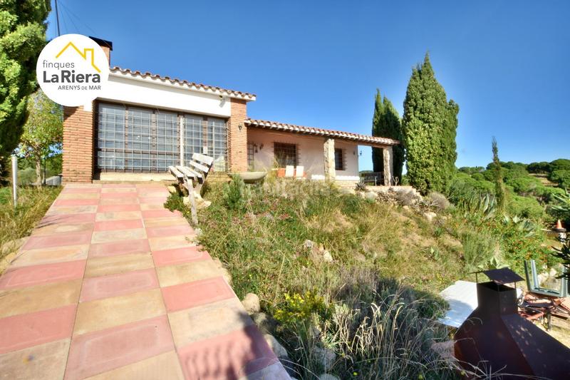 Foto 25417ca4-d171-41fc-a43f-8b62e252ffda. Chalet con riscaldamento parcheggio piscina in Arenys de Munt