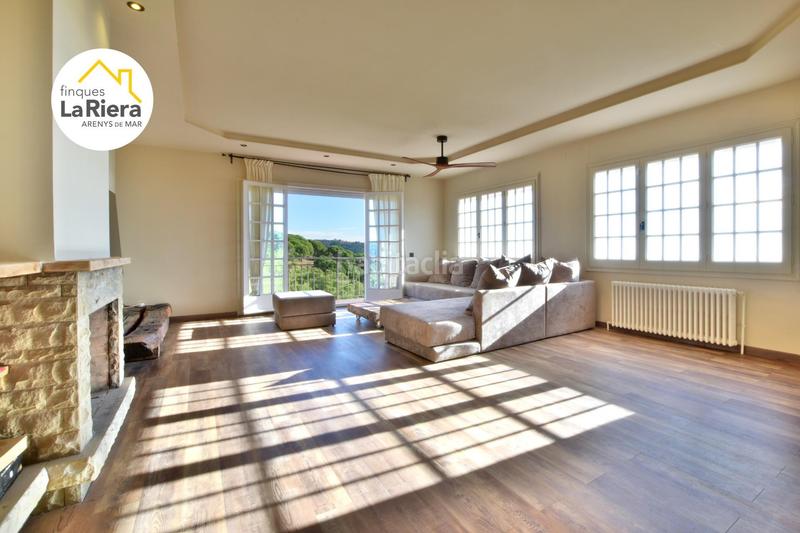 Foto 53afbda8-7eb2-4d18-a382-b51e106970c8. Chalet con riscaldamento parcheggio piscina in Arenys de Munt