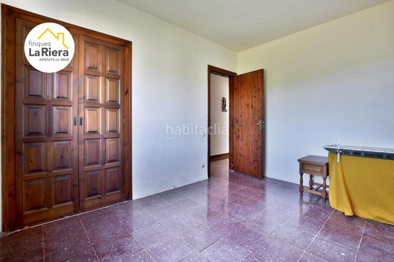 Foto a8d9f2ca-04b0-49a0-b73b-440cccb79c7a. Chalet con riscaldamento parcheggio piscina in Arenys de Munt