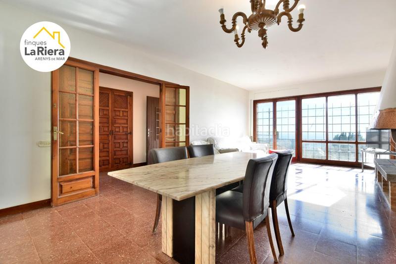 Foto b5d58cdc-2a49-452f-9b31-a79fc396b6f9. Chalet con riscaldamento parcheggio piscina in Arenys de Munt