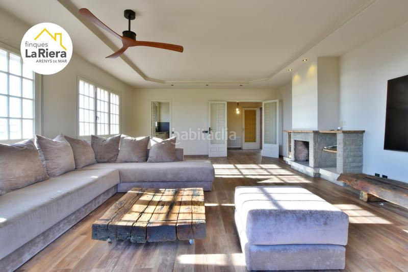 Foto d0944dee-e464-48b0-bd51-6360c3455edf. Chalet con riscaldamento parcheggio piscina in Arenys de Munt