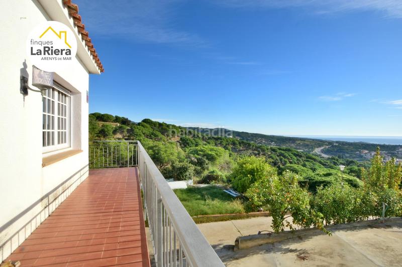 Foto f978d772-1b72-4f2f-a62a-c13f5098c4a1. Chalet con riscaldamento parcheggio piscina in Arenys de Munt