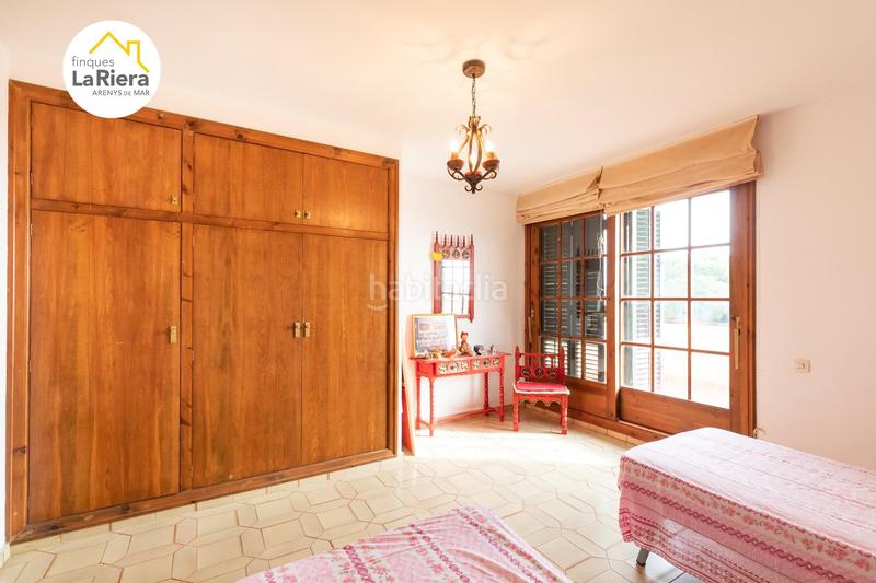 Foto 3cd2cb9f-ece6-4543-b5bd-3e8cf3afa9f1. Chalet con parcheggio piscina in Arenys de Munt