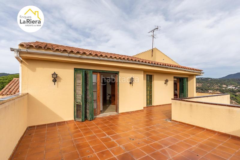 Foto 4ab05c05-313a-4467-8cd2-f23a281cff18. Chalet con parcheggio piscina in Arenys de Munt