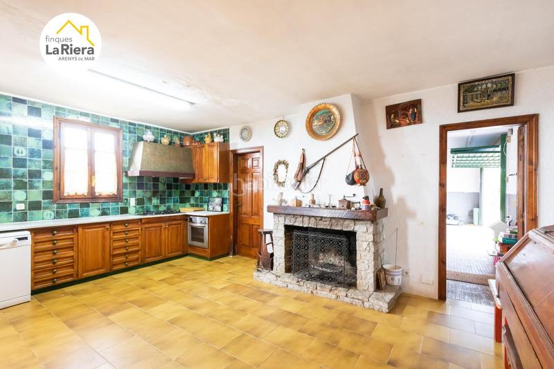 Foto b56a2828-d53c-4e90-a222-b2f0aaf86c94. Chalet con parcheggio piscina in Arenys de Munt