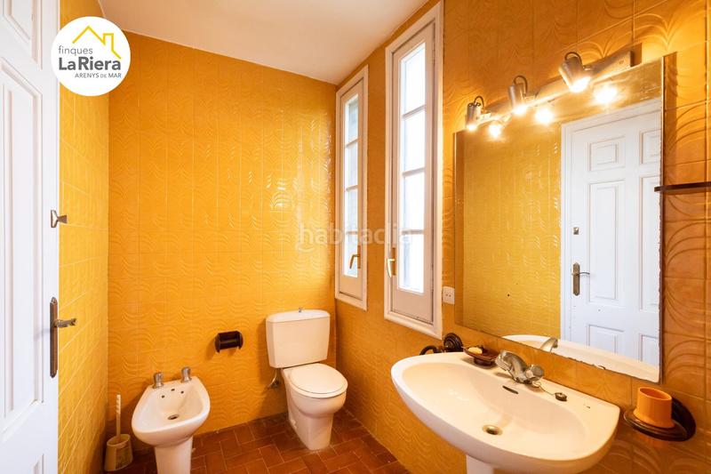 Foto ddbaaa16-830a-414c-8b28-140a6ef64351. Chalet con parcheggio piscina in Arenys de Munt