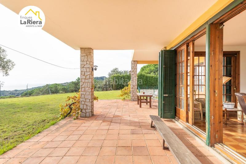 Foto ddcc2a64-4533-47bb-9395-2cd013e37d00. Chalet con parcheggio piscina in Arenys de Munt