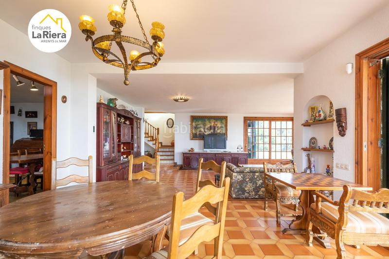 Foto e47d159b-6b2f-41ce-812f-b3a1da32b588. Chalet con parcheggio piscina in Arenys de Munt