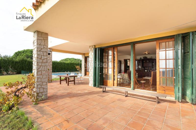 Foto eb33fa00-694f-4a4a-b74b-1b313559ac47. Chalet con parcheggio piscina in Arenys de Munt