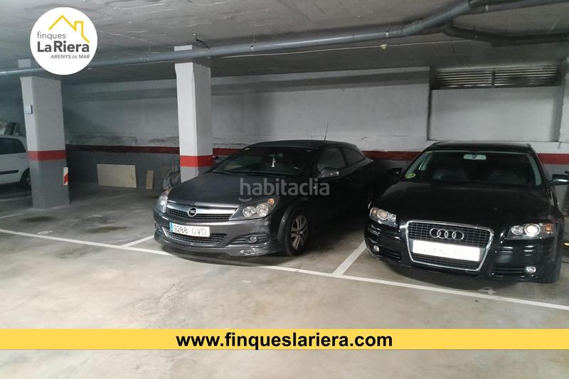 Foto 8ced3764-0be9-4813-8601-4480f11051b4. Autoparkplatz in Zona alta Arenys de Mar
