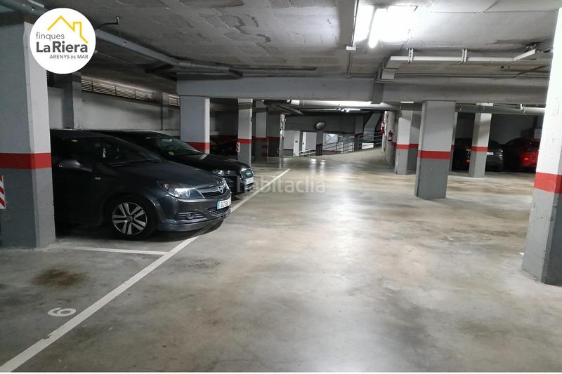 Foto a7c3d42b-f3b1-4ad6-a4f5-8239fb214010. Autoparkplatz in Zona alta Arenys de Mar