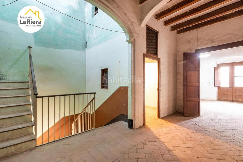 Foto 75958787-6455-4a0b-88eb-573055fe0e53. Édifice dans Centre Arenys de Mar