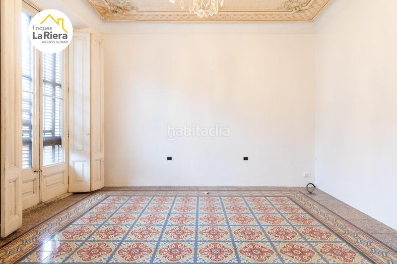 Foto a8170e32-c051-4e78-9b8a-521dbccbc85c. Édifice dans Centre Arenys de Mar