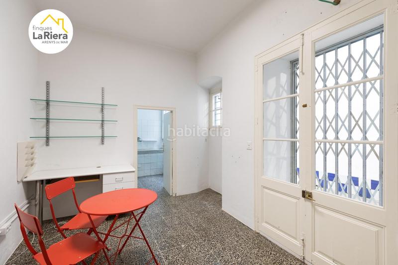 Foto cc98d7ec-b3c1-4d56-a9f7-23b6d894b966. Édifice dans Centre Arenys de Mar