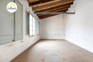 Haus in Centre. Antigua fábrica textil en el centro de arenys.