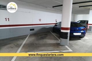 Alquiler Parking coche en Zona alta. Plaza de parquing en riera pare fita, justo en el condis