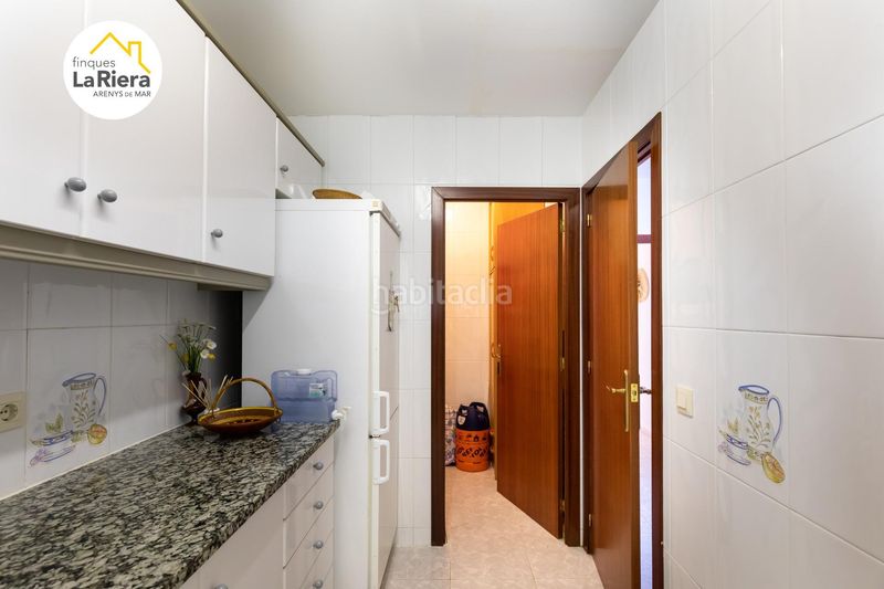 Foto 39d05b99-01e6-49c0-9931-3f8f0c6cd6e1. Edifici a Arenys de Munt