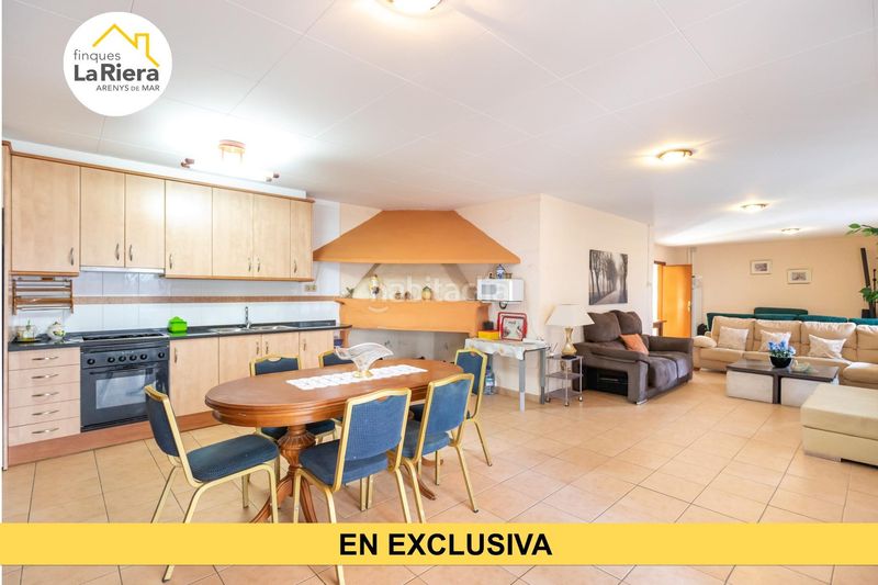 Foto 4f585485-3043-45c2-8865-6b94a1e94697. Edifici a Arenys de Munt