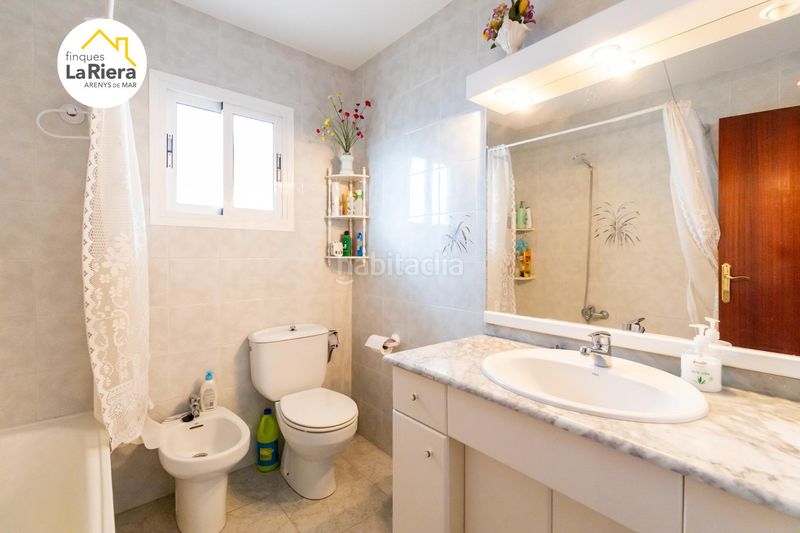 Foto 954bead6-d1d1-46ce-91cb-567a4096e16b. Edifici a Arenys de Munt