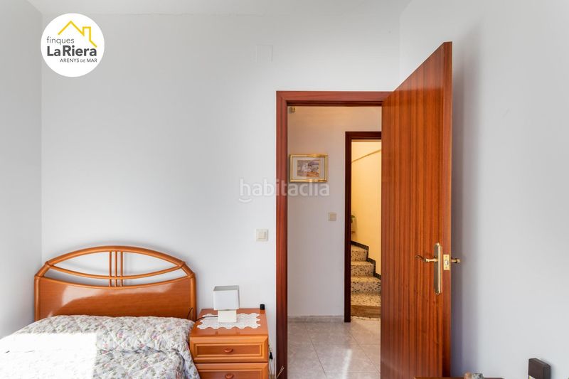 Foto d144bcbc-7129-4445-9e01-843d8f4f5f3c. Edifici a Arenys de Munt