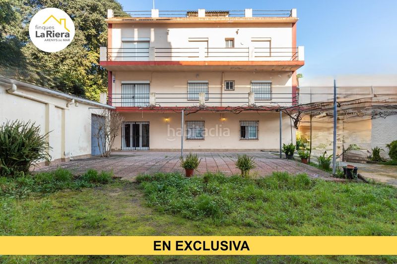 Foto a41eebae-6b07-4cb3-a8e0-ca480889275e. Haus mit parking in Arenys de Munt