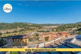 Xalet a Arenys de Munt. Magnifica torre en arenys de munt con ascensor.