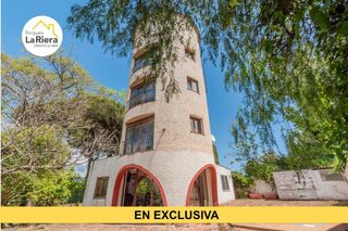 Xalet a Urbanitzacions. Fantástica vivienda unica en su estilo !!