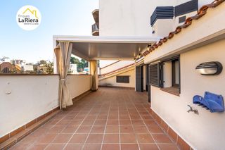 Zweistöckige Wohnung in Centre. Áticodúplex en pleno centro