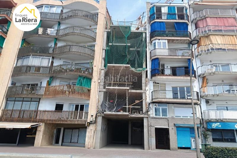 Foto 8f67414e-8205-45a0-9bea-8f27b0b249a3. Local comercial a Centre Arenys de Mar