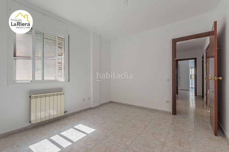 Foto d1da4f48-b7ce-4b9c-8f11-f97d52ae21f9. Pis amb aparcament a Centre Arenys de Mar