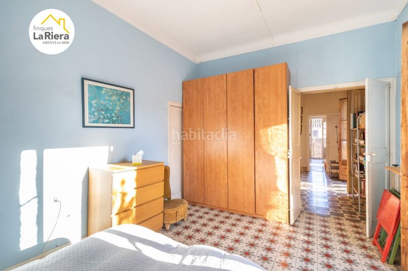 Foto e88dbbc8-1ef3-4b60-abfe-3f2f6d7ef6bf. Casa a Centre Arenys de Mar