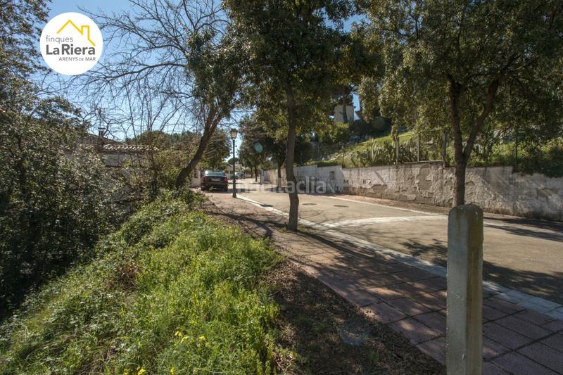Foto b582f5f7-15ce-42e1-bc15-bcd48f33f718. Terreno residencial parcela en venta. en Urbanitzacions Arenys de Mar