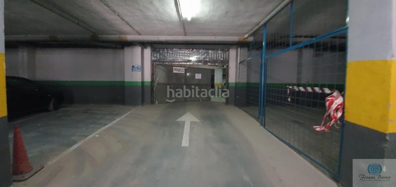 Foto 7227065a-a987-4b7b-83d4-a6ce796d7fd8. Parking coche garaje en Centro ciudad Fuengirola