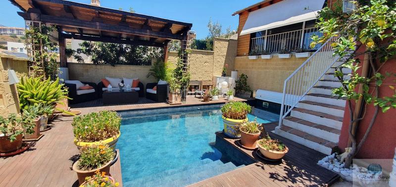 Foto 356901f9-095c-4265-9590-7d3ddaa2570e. Chalet  en Los Pacos Fuengirola