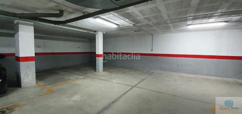 Foto 60040061-c5b9-4154-ab26-ce5693309d4f. Aparcament cotxe a Puerto Deportivo Fuengirola