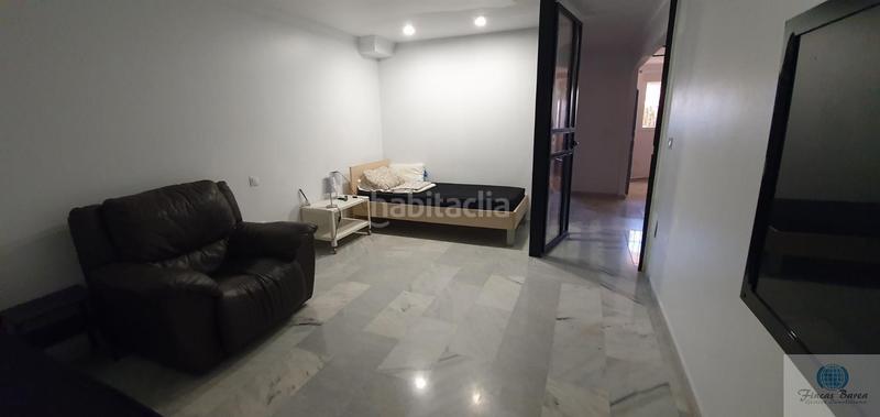 Foto 9fb84734-8bec-420b-b44f-0353464486a9. Location chalet avec parking piscine dans El Faro de Calaburra - Chaparral Mijas