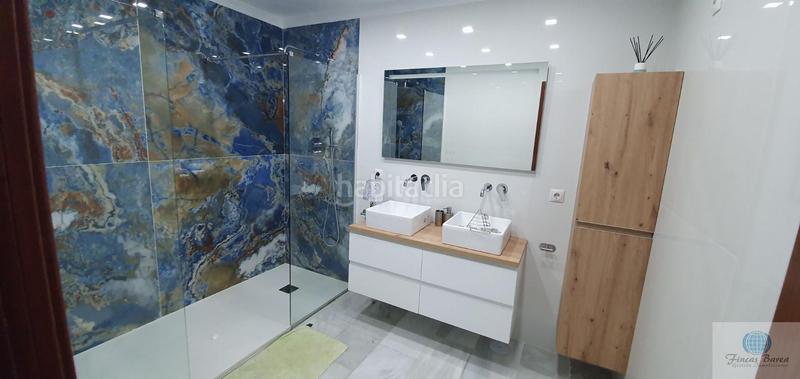 Foto d897cd1d-c127-463f-b036-362f11a24b6e. Location chalet avec parking piscine dans El Faro de Calaburra - Chaparral Mijas