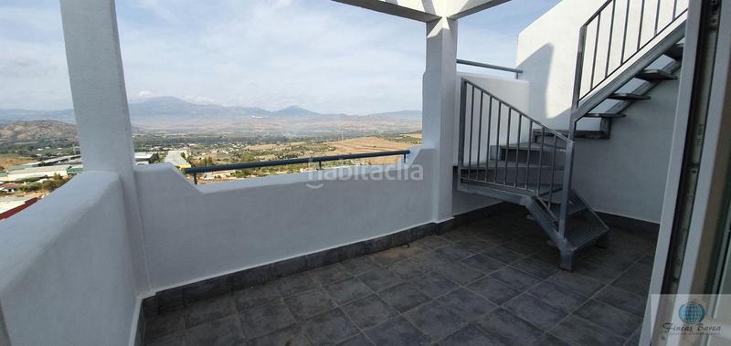 Foto 4e6aaaa0-93ff-4614-bc0c-86a63da7ca19. Chalet avec parking piscine dans Coín