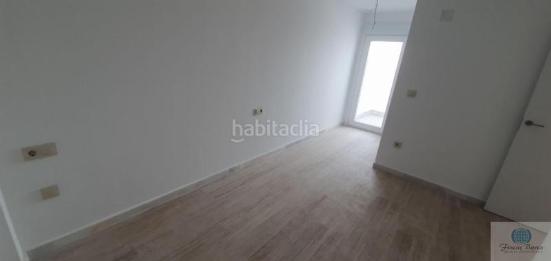 Foto b166d9c2-dd53-4eec-9c1a-958789435b1d. Chalet avec parking piscine dans Coín