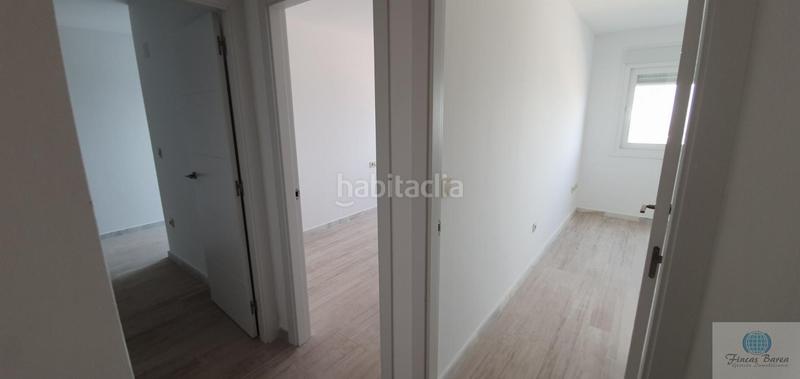 Foto b7d66444-90ca-44cb-a6df-106a2b7d2b13. Chalet avec parking piscine dans Coín