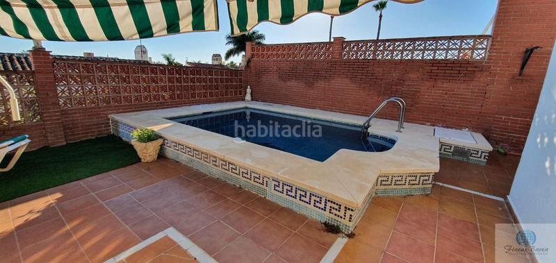 Foto 7dc35c92-98ee-4999-9593-0bf17398cab4. Location chalet avec piscine dans Calahonda Mijas