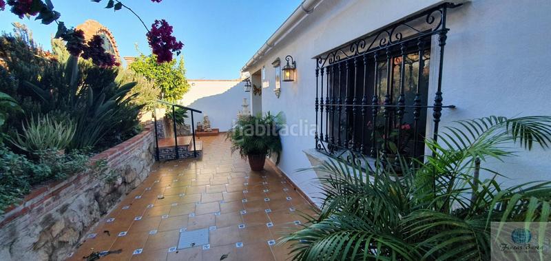 Foto e8d2da9a-10d3-44ad-97ec-782533fb6e4c. Location chalet avec piscine dans Calahonda Mijas