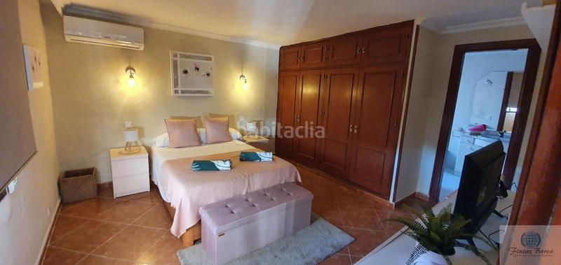 Foto f574758b-3092-4c8d-9d9d-3ea9345c79d9. Location chalet avec piscine dans Calahonda Mijas