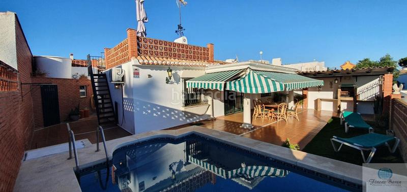 Foto f62874f5-3292-48e7-9a40-8c472dfca88e. Location chalet avec piscine dans Calahonda Mijas