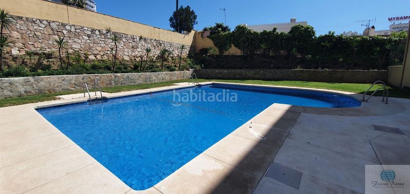 Foto 728b3d5e-e5a3-4903-9cdf-aae5b29bfb40. Pis amb aparcament piscina a Centro Mijas