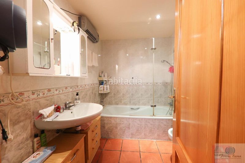 Foto f8ac2eb6-0ca4-4e78-a9f9-2b7b71548bf5. Pis amb aparcament piscina a Los Boliches Fuengirola