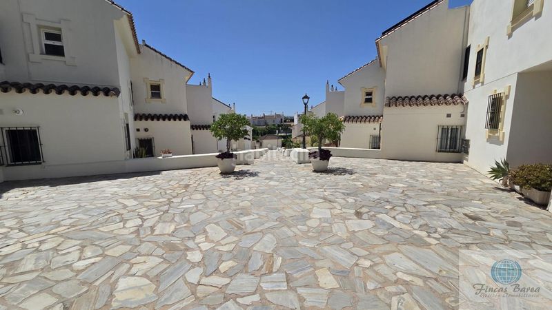 Foto cd5c9bc6-d058-49ec-911e-87a9dfda119e. Xalet amb aparcament piscina a campo de Mijas Mijas