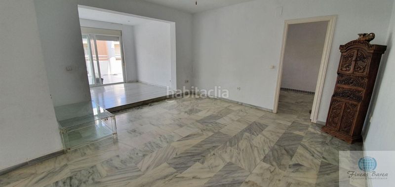 Foto 1e9cd62e-4e23-4f93-b8b9-fde8d2a7d299. Àtic amb piscina a Castillo Sohail - Myramar Fuengirola