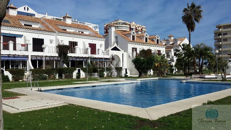 Foto ff557746-9668-4dfc-ad60-681c6c3749b6. Àtic amb piscina a Castillo Sohail - Myramar Fuengirola