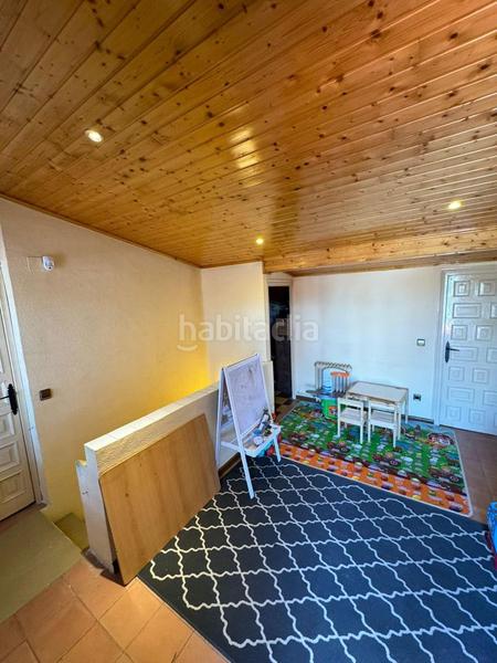 Foto 3c1dae27-cc50-4c4f-910e-e3dfb042fba8. House with heating in Carlos Ruiz Collado Villalba